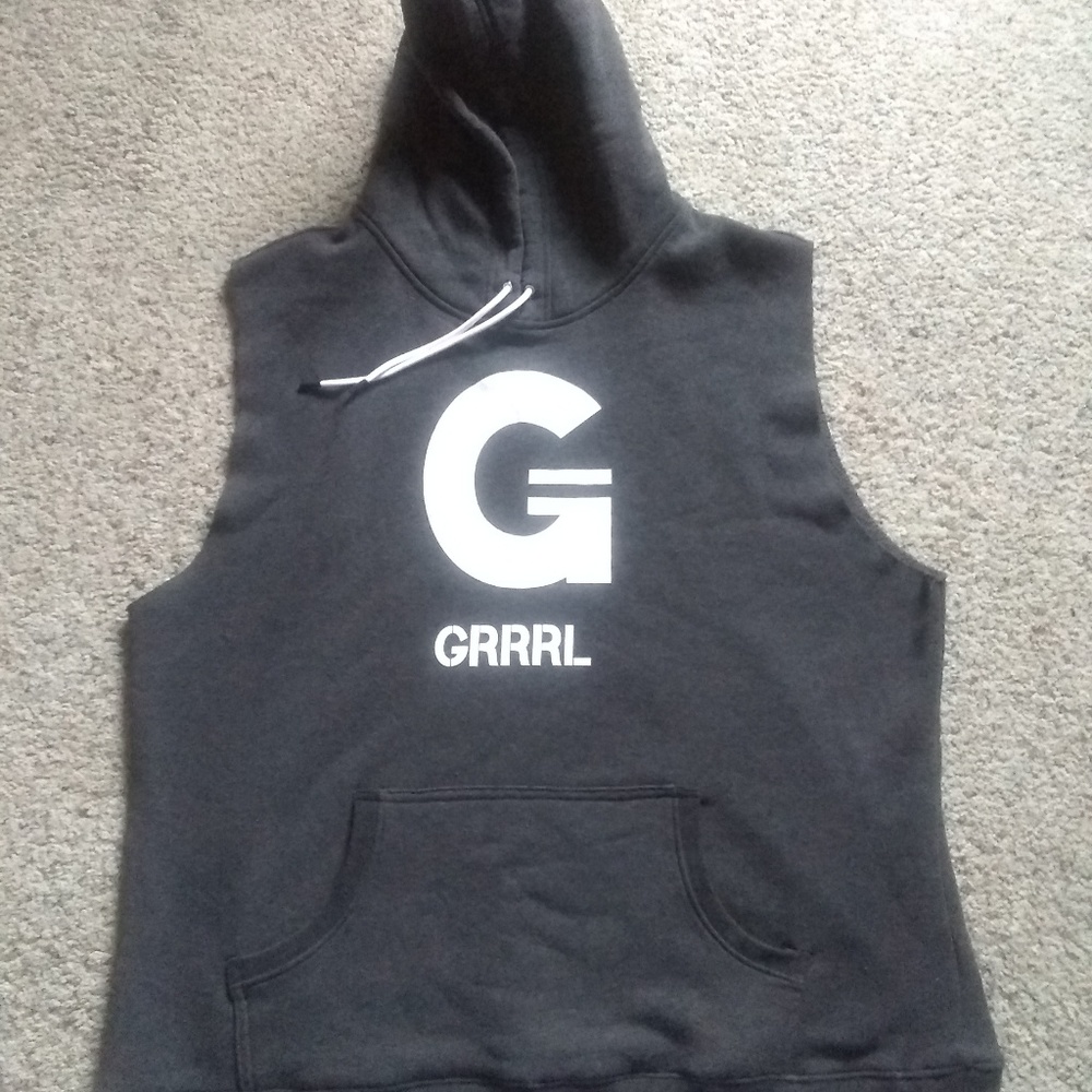 GRRRL Clothing Grey Cutoff Hoodie